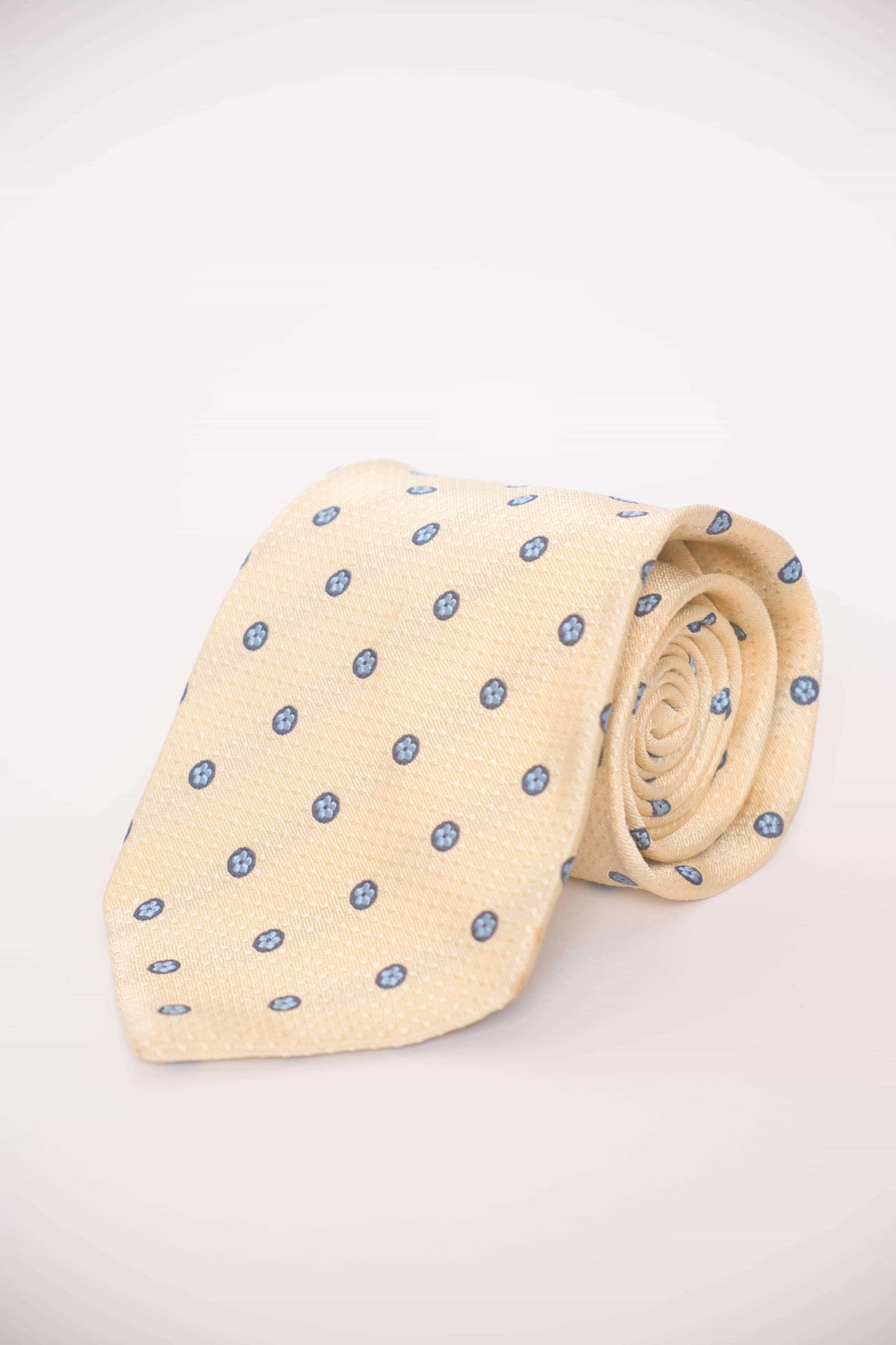 Kuratierte Vintage Krawatten – helle Töne mit Charakter