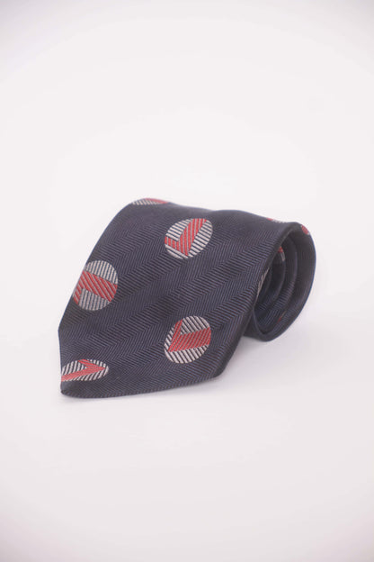 Kuratierte Vintage Krawatten –  mit blauen Blumen & Mustern sowie schwarzen Ornamenten