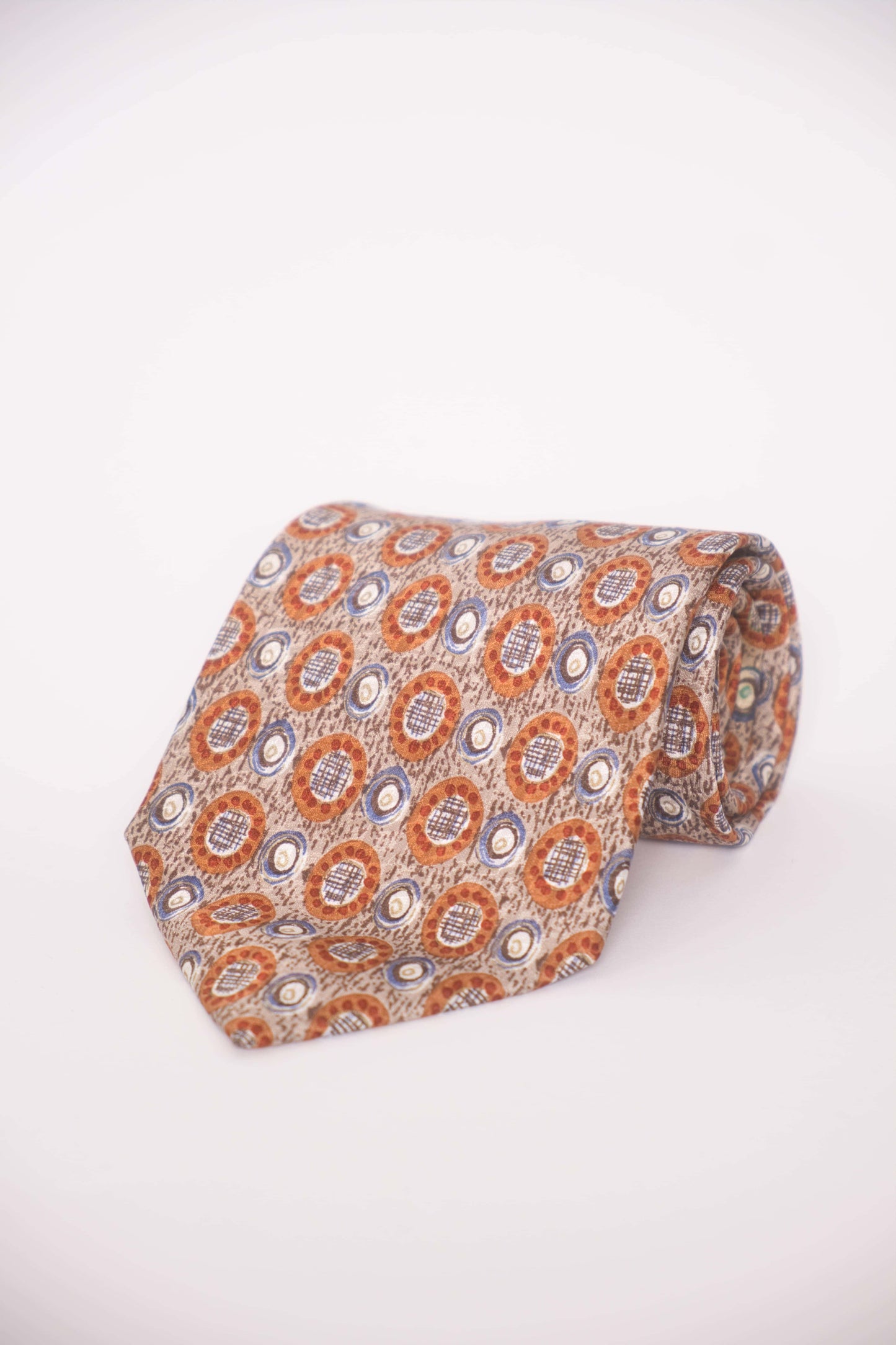 Kuratierte Vintage Krawatten –  im Stil von Painting & Kunst