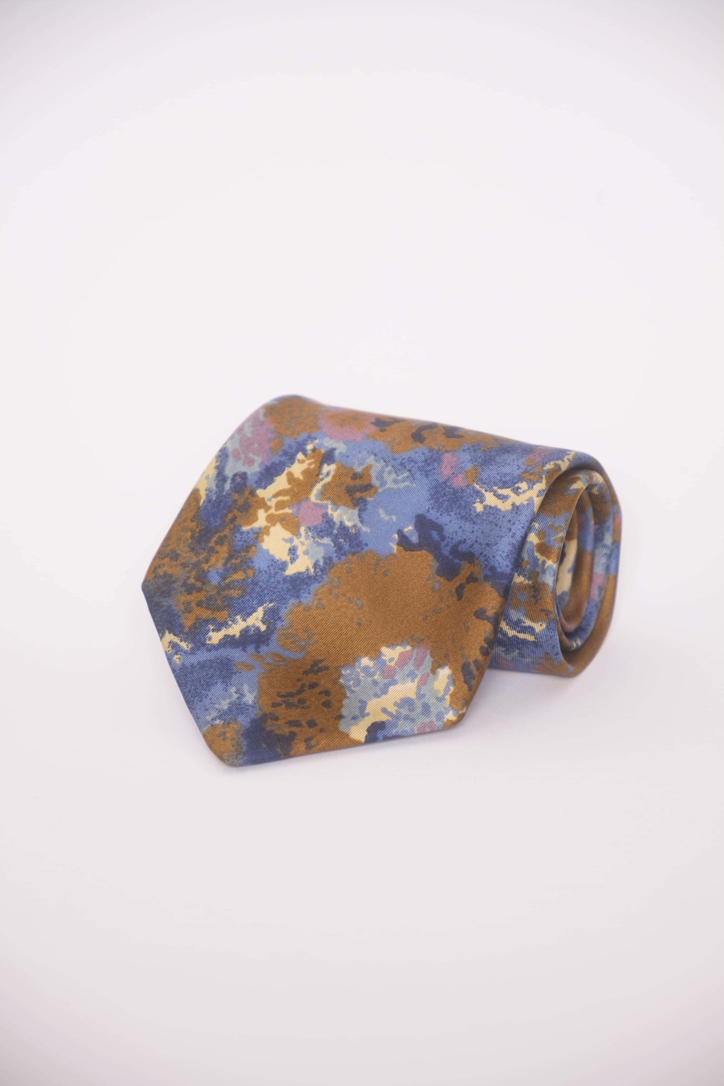 Kuratierte Vintage Krawatten – Painting & Kunst