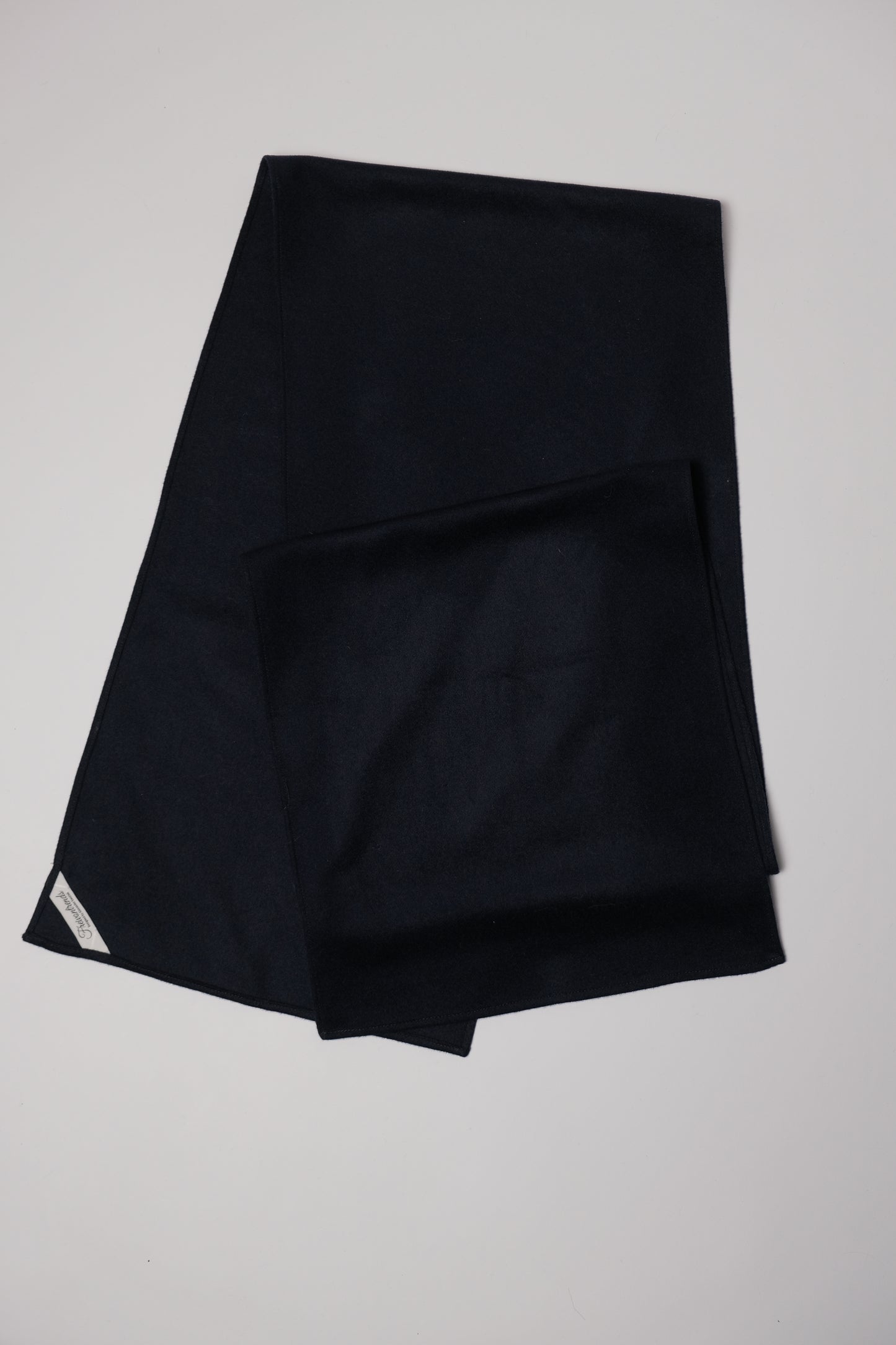 Zeitlose Herren-Schals mit klassischem Musterbild