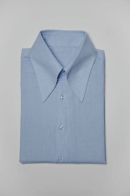 Unifarbenes Spearpoint Collar Hemd